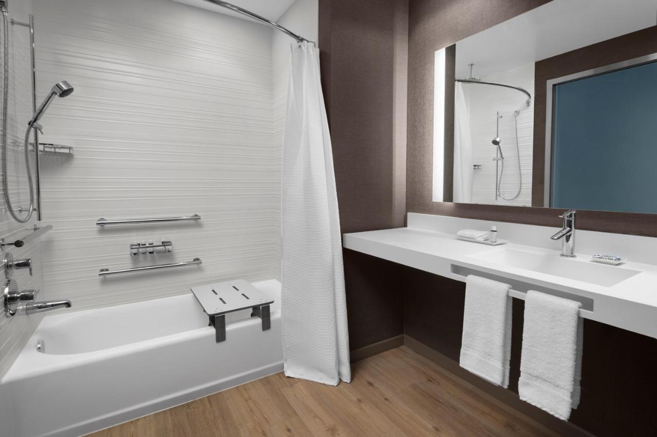 Ac Hotel By Marriott Columbus Downtown Kültér fotó